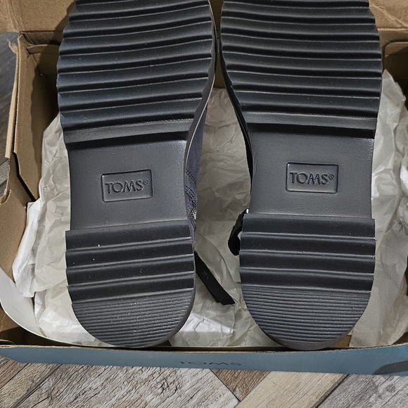 Toms Suede Gray Booties - Picture 2 of 5